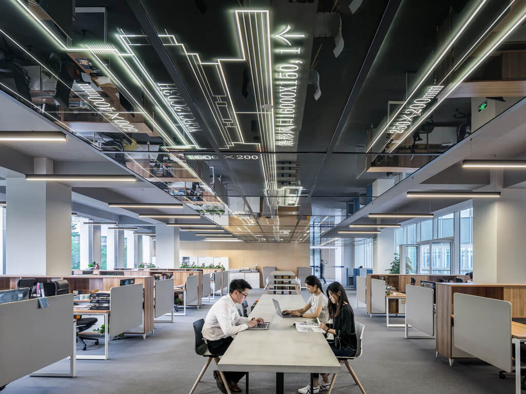隧道钢格栅板与拱架作用区别